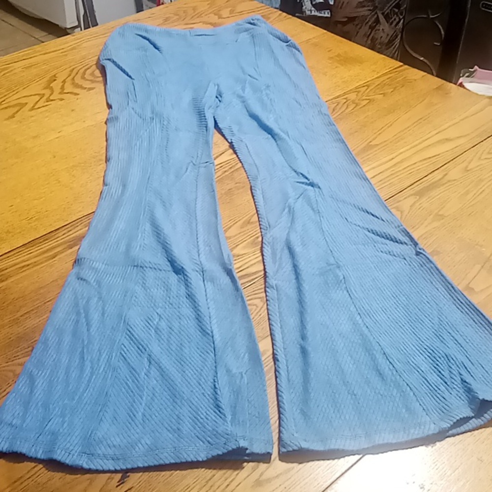Area Stars Women's Pants SMALL Blue Flare Flared NEW Summer Vacation Pull On